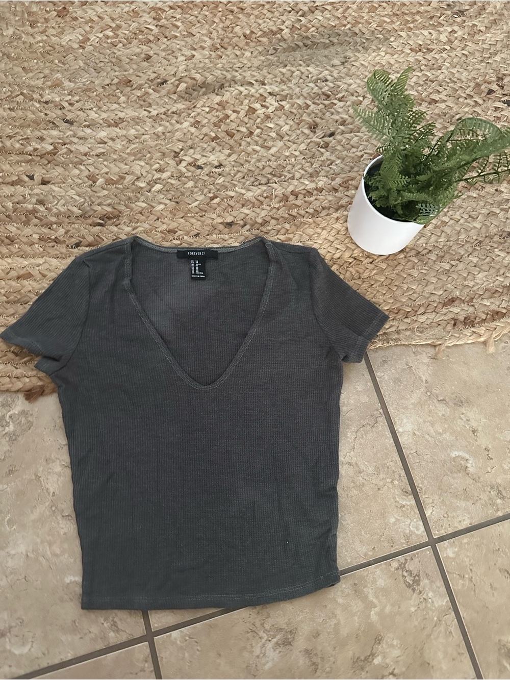 KNIT CROP V NECK
